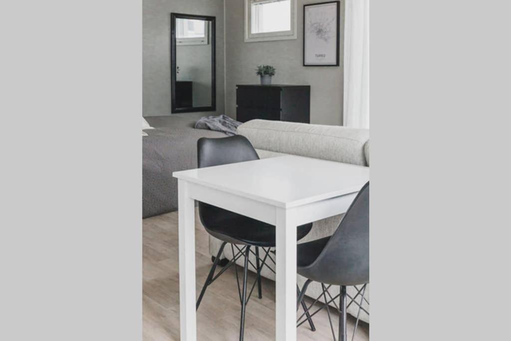 Beautiful New Studio Apartment Nearby The Center Åbo Eksteriør bilde